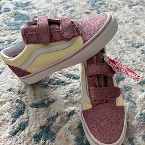 Brand new Girls Vans